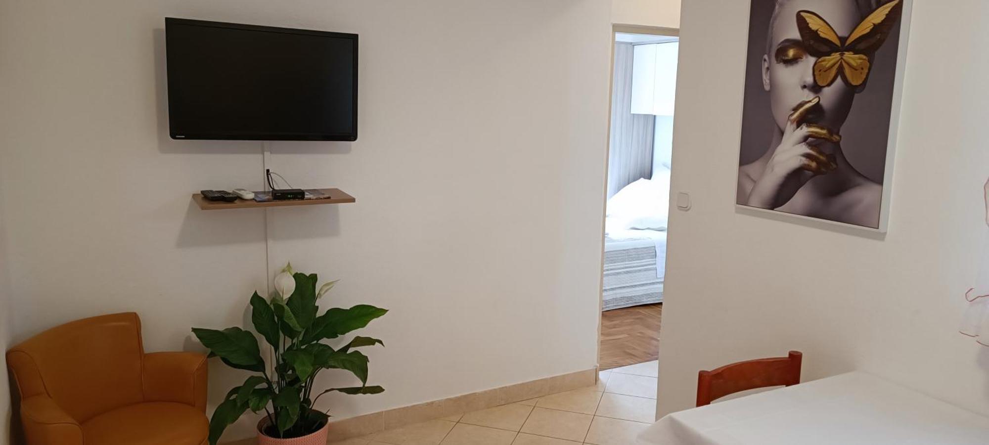 Apartments Grgo ฮวาร์ ห้อง รูปภาพ