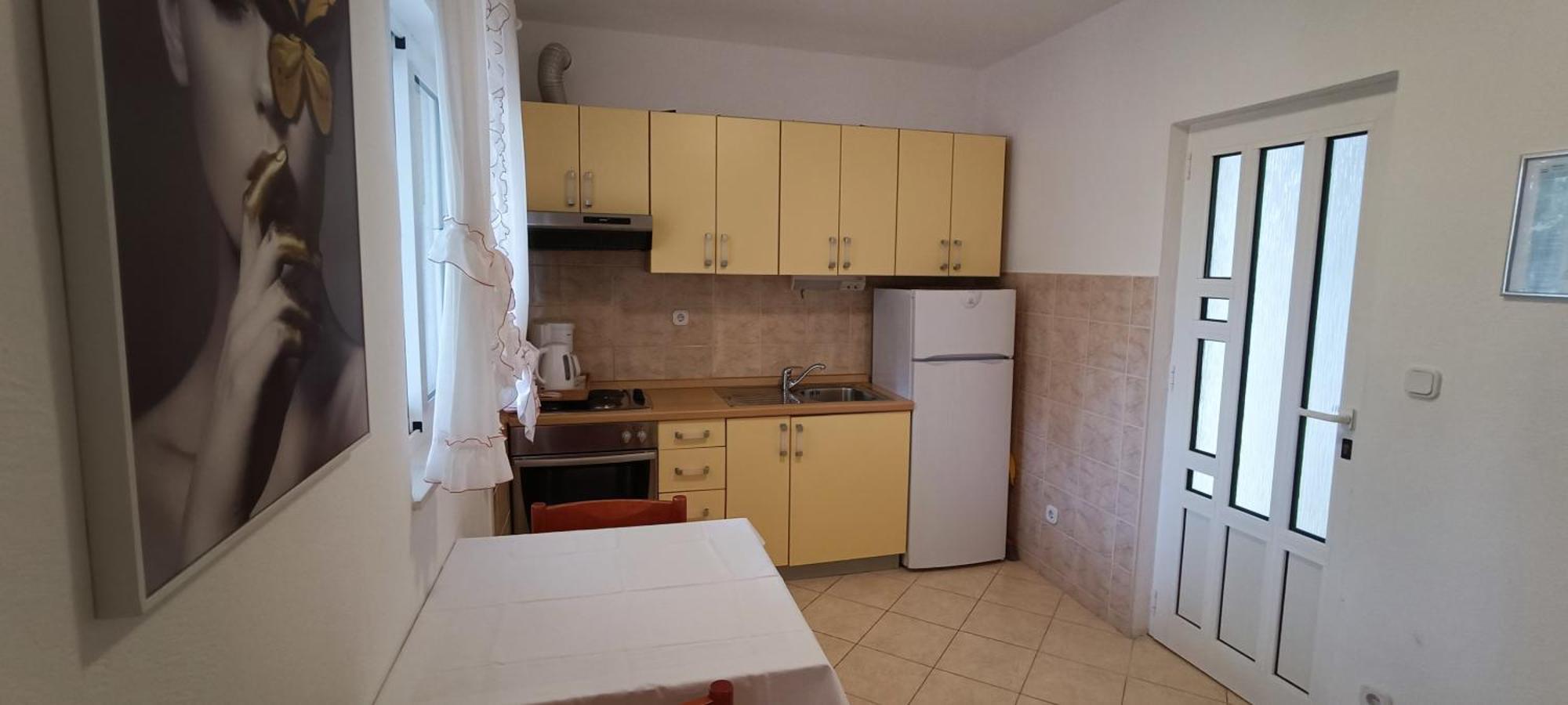 Apartments Grgo ฮวาร์ ห้อง รูปภาพ